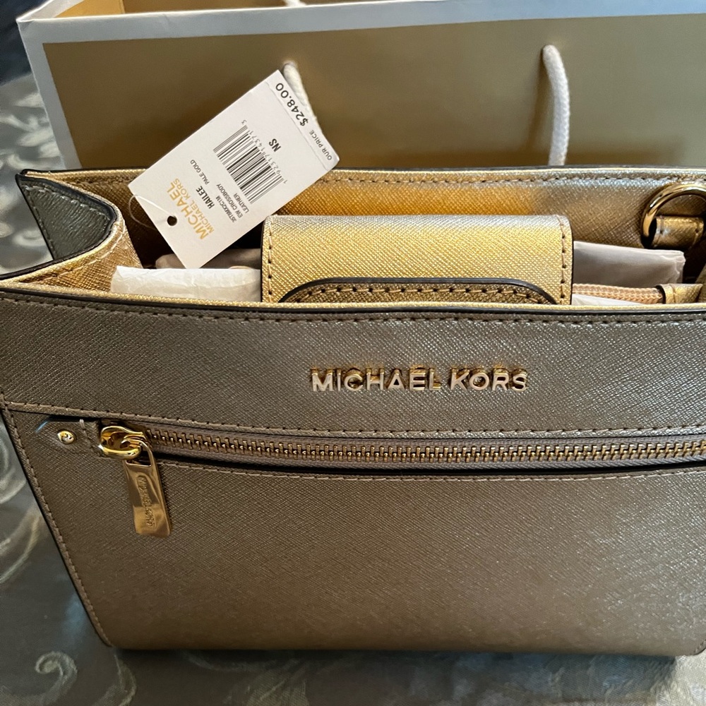 Michael Kors Crossbody